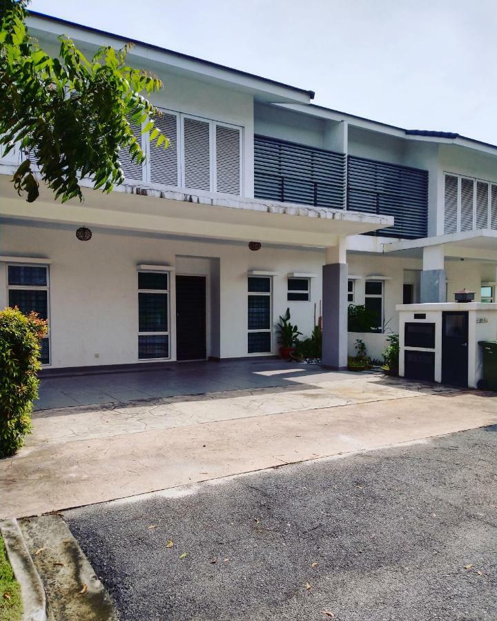 Juniper Homestay Putrajaya Presint 11 Kültér fotó